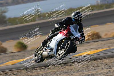 media/Dec-18-2022-SoCal Trackdays (Sun) [[8099a50955]]/Turn 14 (940am)/